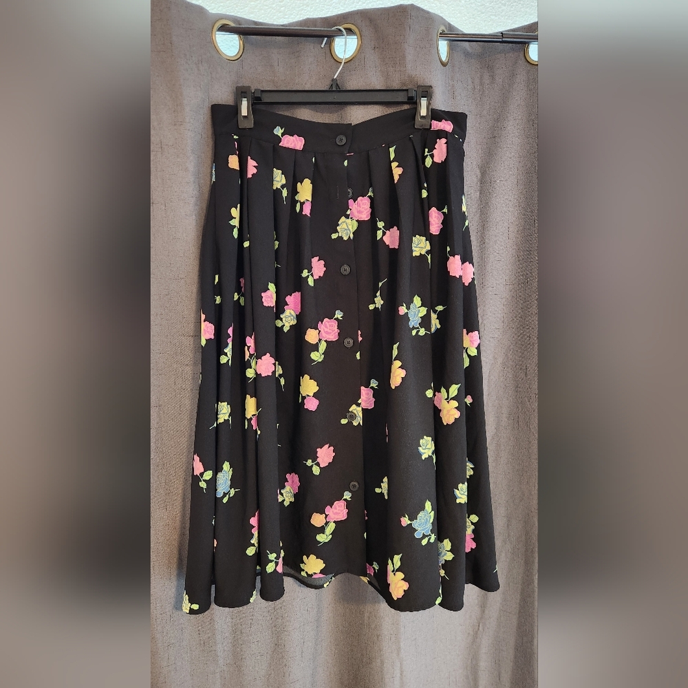Floral Black Skirt Millenial Style Easter Spring 2010s Modcloth